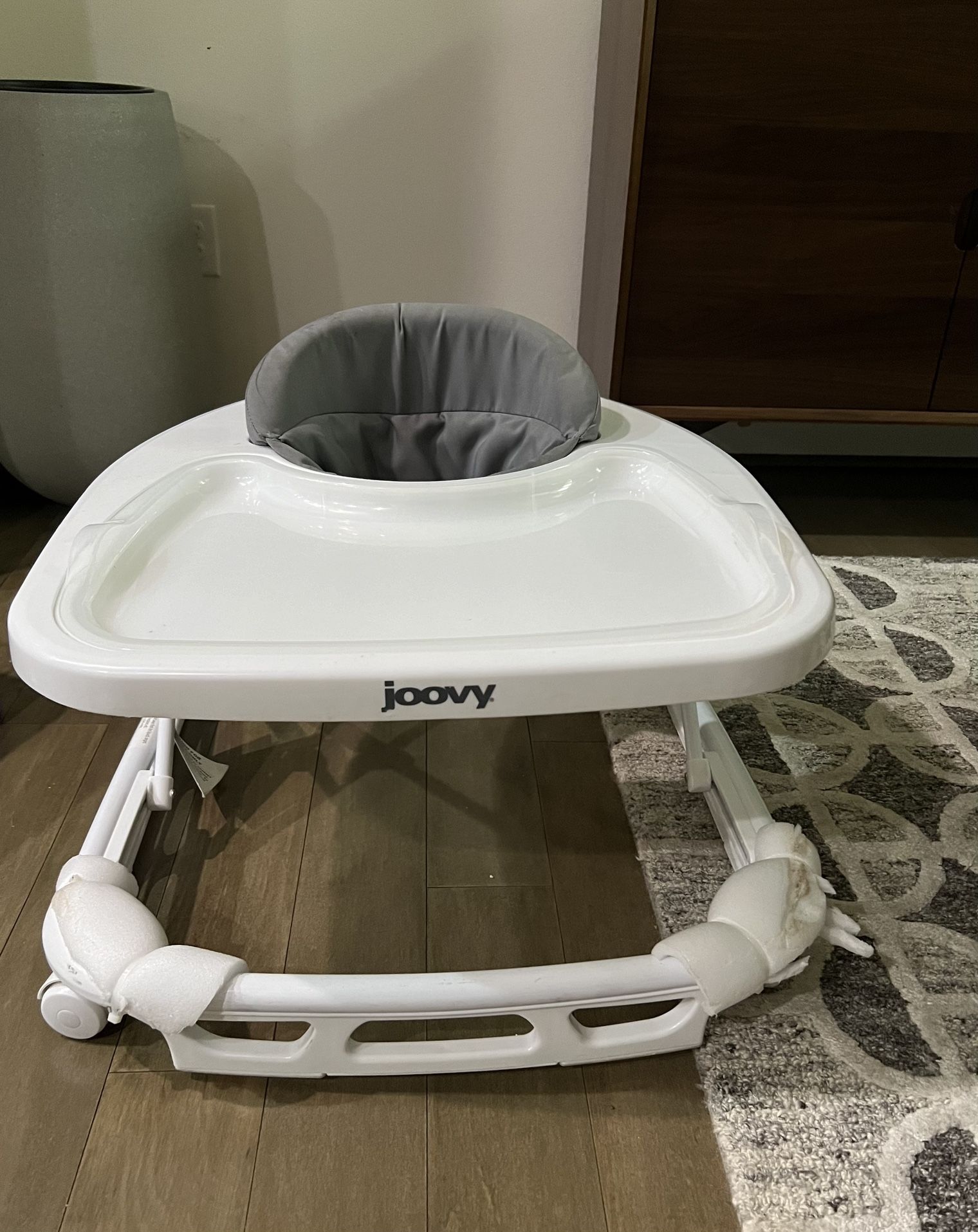 Baby Walker ( Joovy) for Sale in Issaquah, WA OfferUp