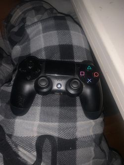 PS4 Controller