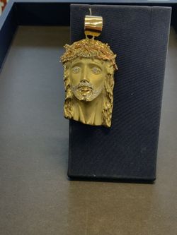 DIAMOND JESUS  PENDANT 