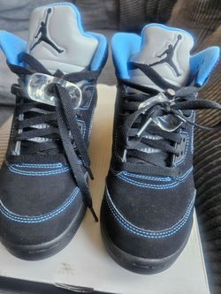 Air Jordan 5 Retro Size 4y worn Once basically new $130