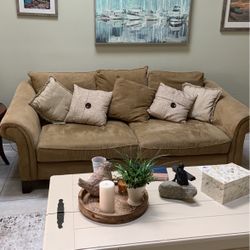 Sofa , In Great  Condition