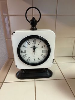 Farmhouse Clock