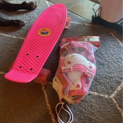 Skateboard 22”x6” & Pads  Board Like New Pads R New 