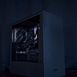 Gaming PC | RTX 2080Ti | Ryzen 7 5800x | 16GB DDR4 | 1TB | Windows 11 | WiFi 