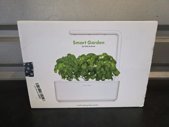 Click & Grow Smart Herb Garden Kit with Grow Light - White (SGS1US)