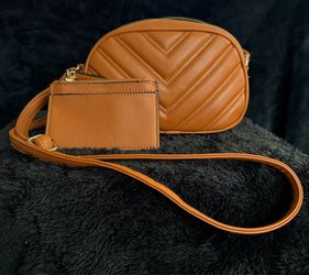 NEW Brown Faux-leather Crossbody Purse w/ Matching Coin Pouch $15