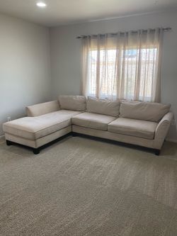 Sectional couch/sofa