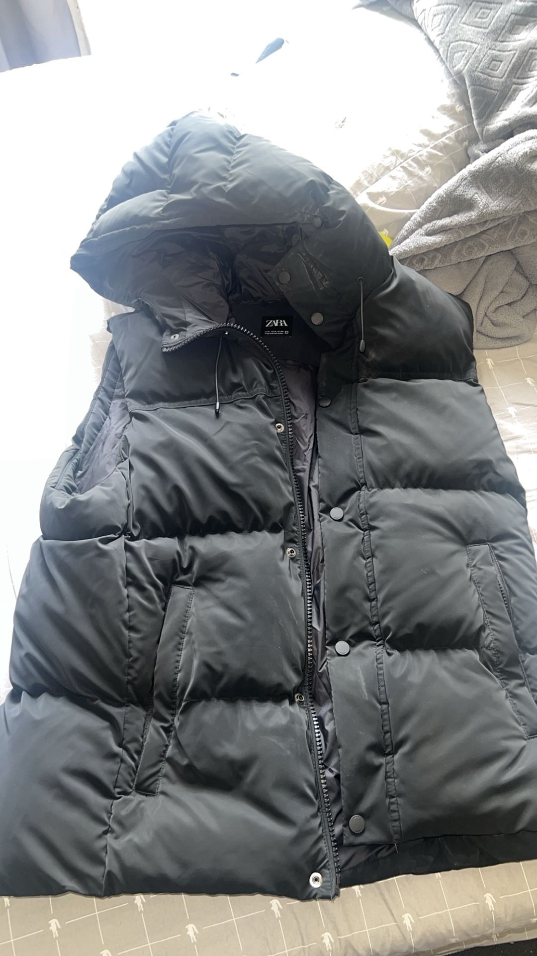 Black Zara Puffer Vest