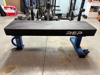 REP Fitness FB 5000 Flat Bench Wide Pad