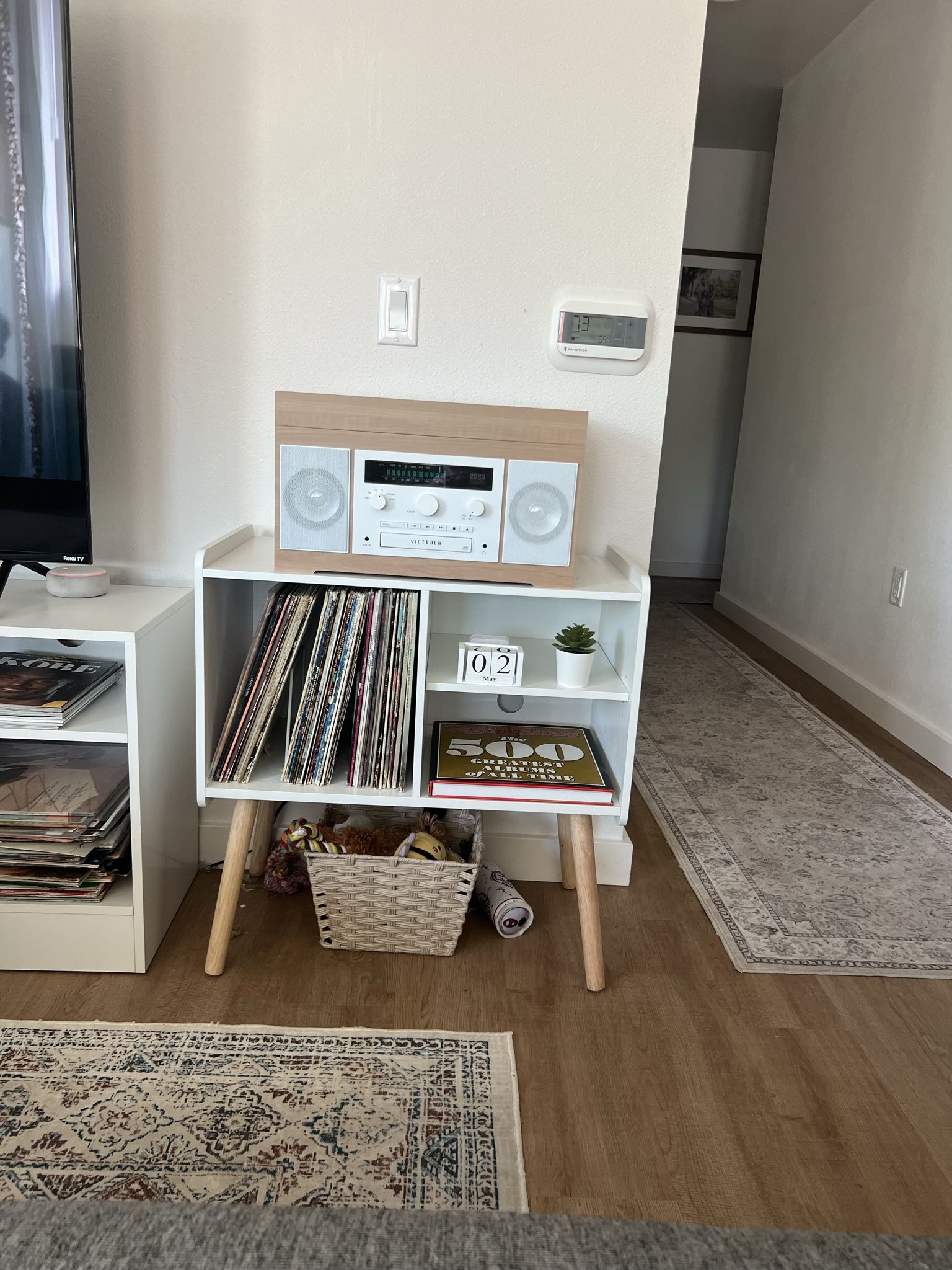 Record Player Stand