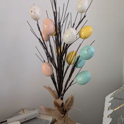 MARTHA STEWART TABLE TOP LIGHTED EASTER TREE