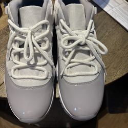 Air Jordan 11 Lows Size 11