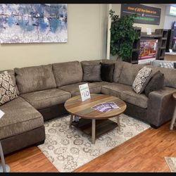 Chocolate Brown U Shape Huge Cozy Sectional Couch 🌟 Delivery Available 👍