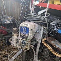Grayco 5900 Heavy Duty Airless  Gas Powered Tex Sprayer