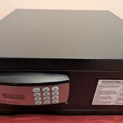 ⭐ Roommates? Guests? Protect Your Valuables – SentrySafe Electronic Safe (Keys + Manual)
