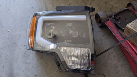 2009-2014 Ford F150 Alpha Rex Headlight(Non Led)