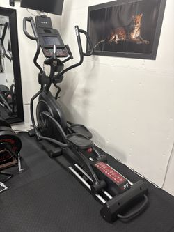 E95 Sole elliptical