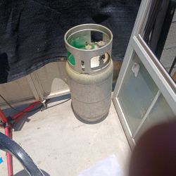 Propane Tank  ...full 