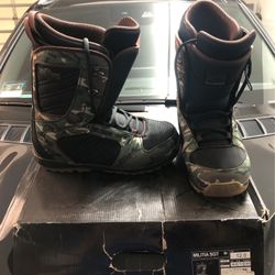Snowboard Boots Mens 12 (Militia SGT)