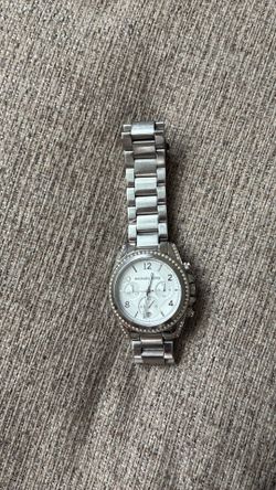MICHAEL KORS 5165 WATCH / PRICE IS NEGOTIABLE