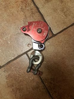 Claiming gear