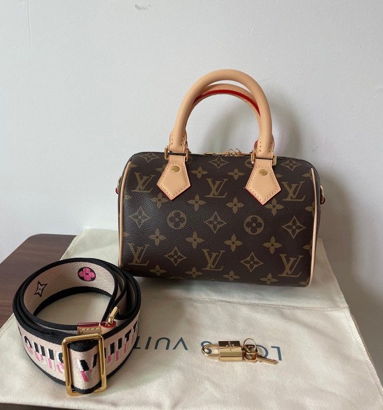 LOUIS VUITTON Monogram Speedy 20 Shoulder Bag