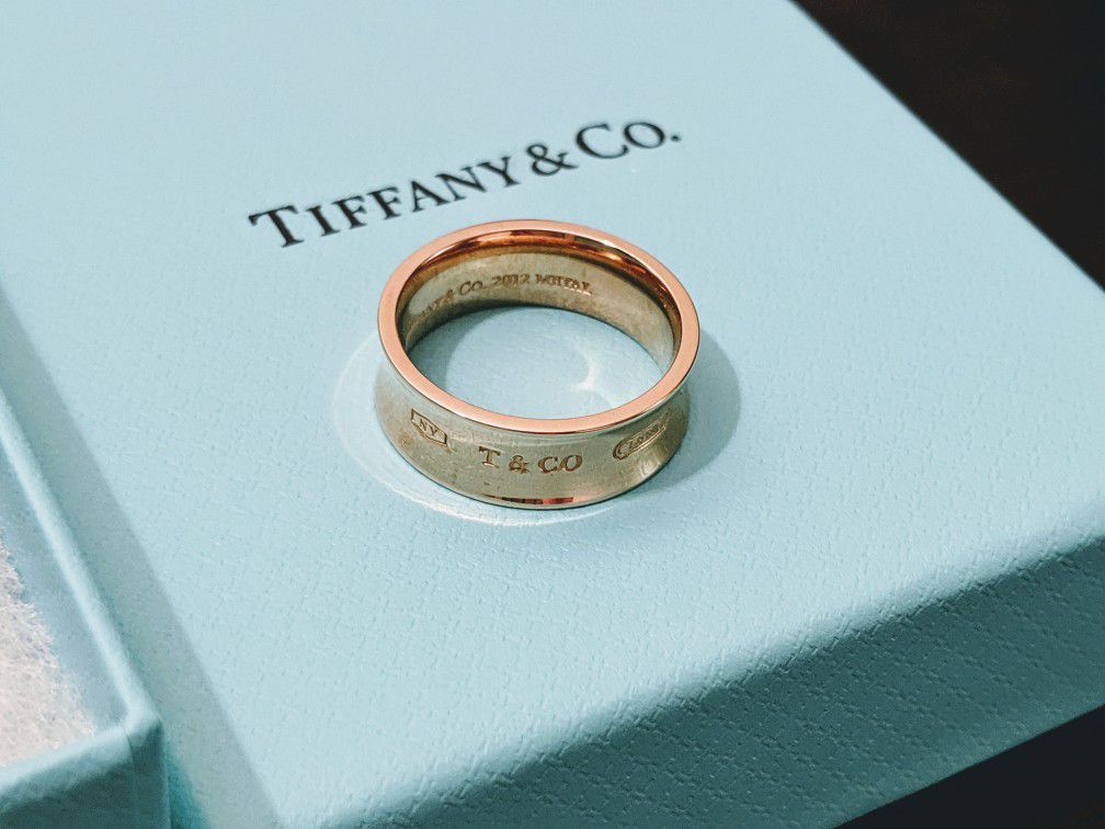 Tiffany & Co. Rubedo 1837 Medium Ring Size 6 1/2 NEW
