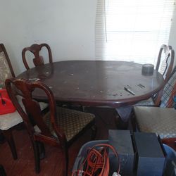 58 Inches Wood Table 4 Chairs Asking $40 