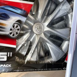 Toyota Corolla Car Hubcaps 