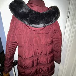 Guess Burgundy Women’s Winter Coat – Small – Hood & Multiple Pockets