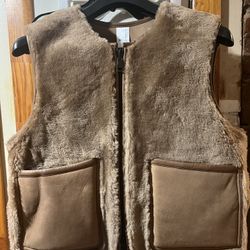 Reversible Shearling Vest Sz M