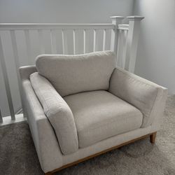Livings spaces couch 
