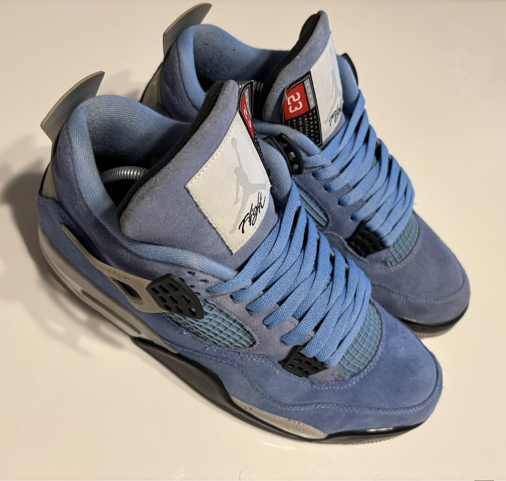 Jordan 4 University Blue