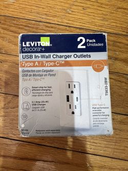 Leviton 15 Amp Decora Tamper-Resistant Duplex Outlet with Type A and C USB Charger, White (2-Pack) T5633-2BW