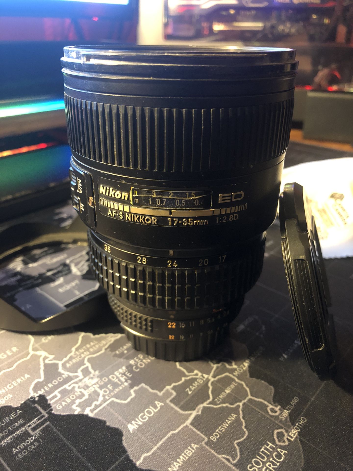 Nikon 17-35mm f/2.8