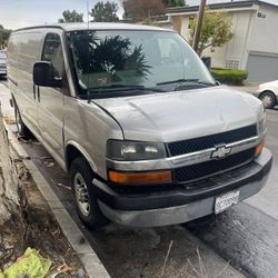Chevy Van Express 1500