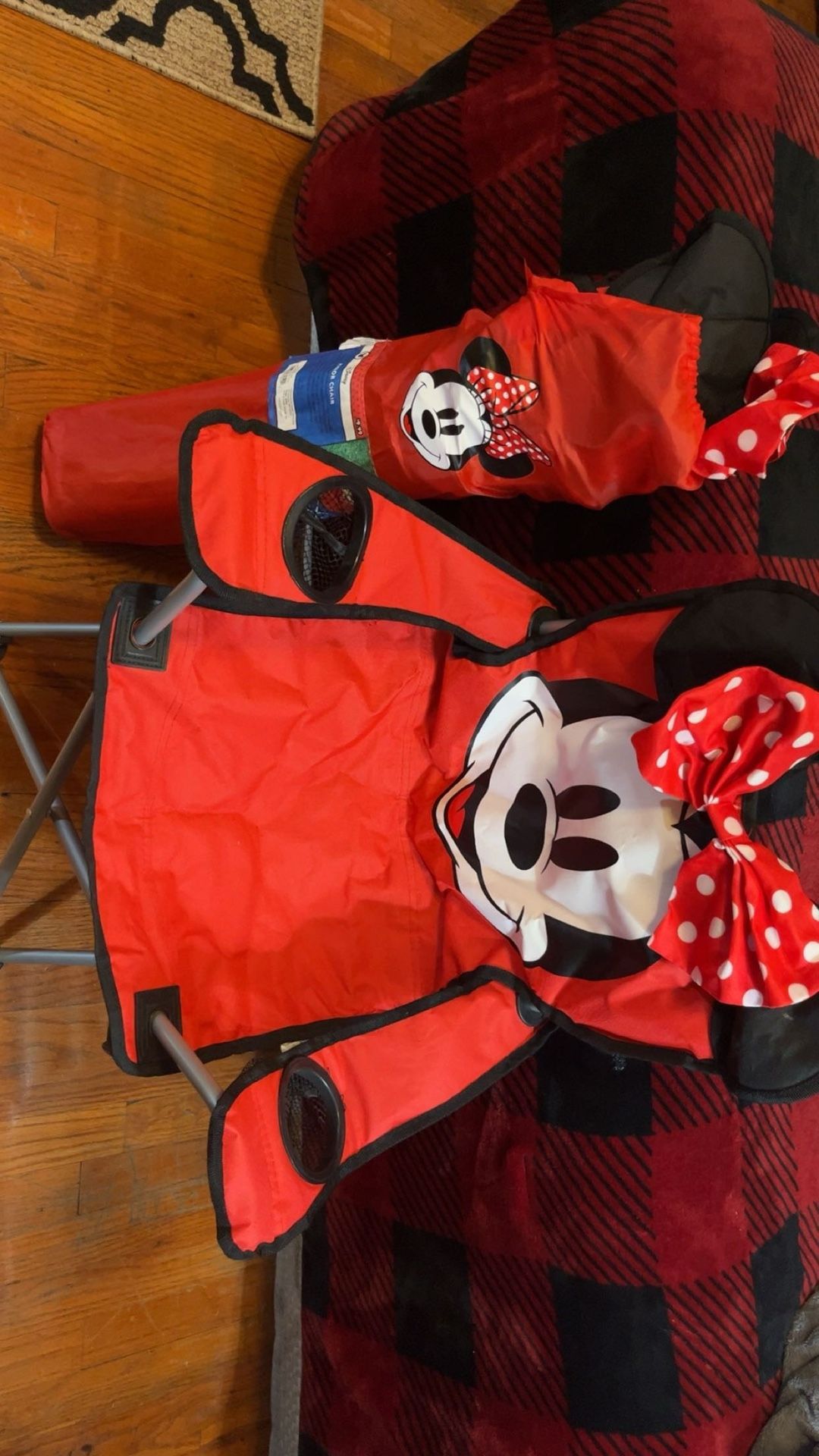 Disney Mini Mouse Kids Beach Chairs. 2x