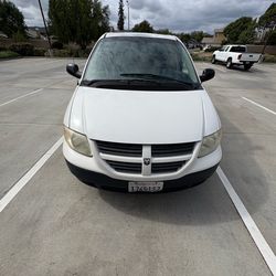 2005 Dodge Caravan