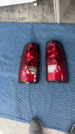 2005 Chevy Silverado truck tail lights