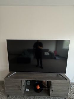 TCL 65” 4K QLED Smart TV (65Q681G) — Google TV