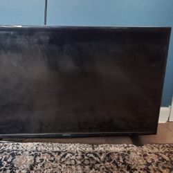 32 Inch TV