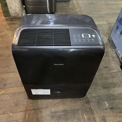 Pelonis Dehumidifier 60 Pints With Buil In Pump 