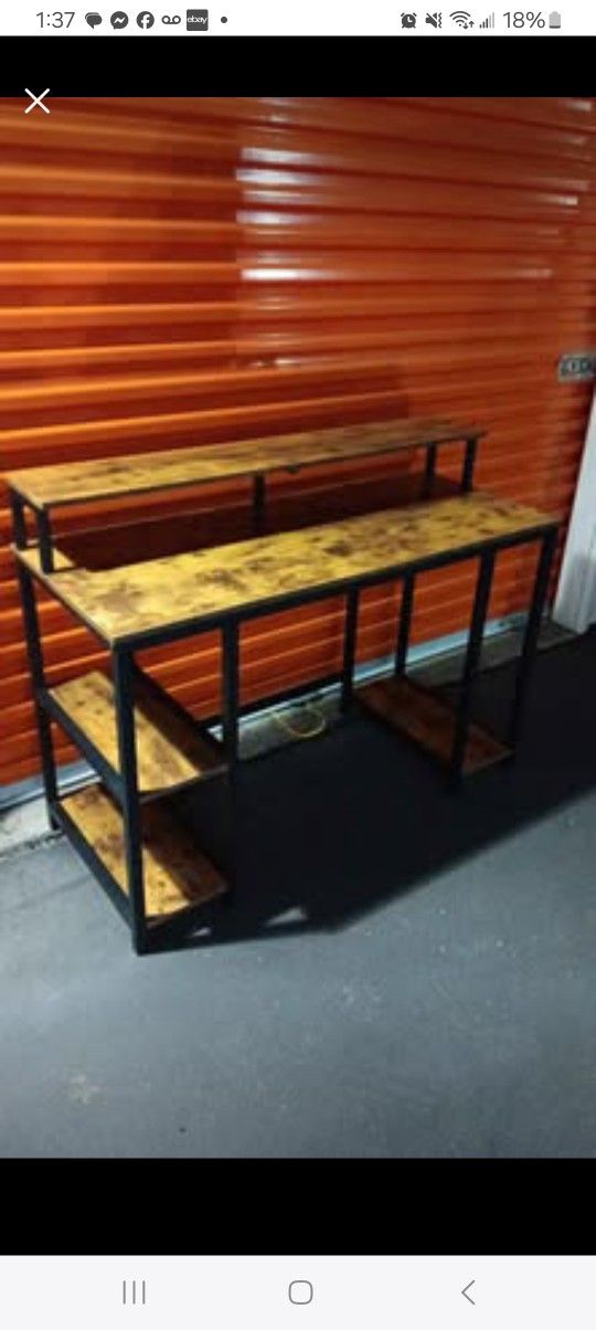 Wooden Desk Like New