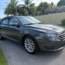 2018 Ford Taurus