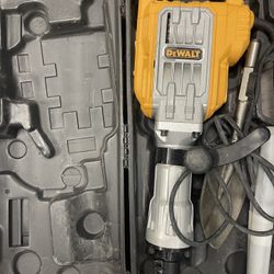 DEWALT DEMOLITION HAMMER