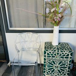 Acrylic Vanity Chair 
