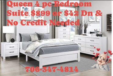 Queen Platform Bed With Drawer $899
