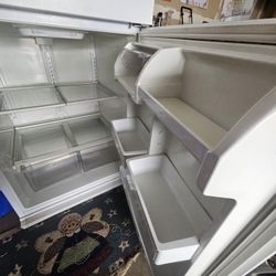 Refrigerator Good Condition Used