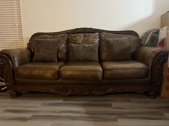 2 Couch Set