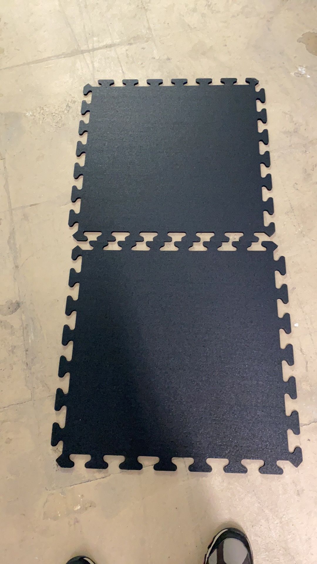 Interlocking Tiles $18.00 Black Tiles 2x2 Delivery And Installation Available For A Fee